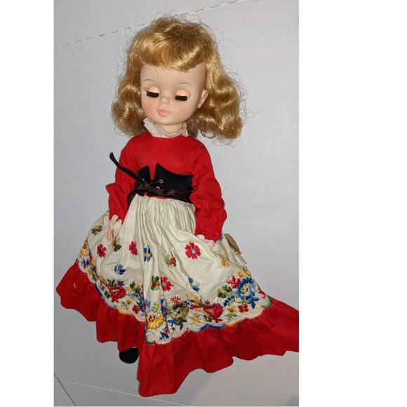 Vintage 1965 17" Effanbee Doll #1700 Original Bonnet Red Floral Dress Mint Tags - Picture 5 of 9